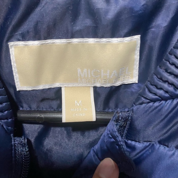 Michael Kors Coat (puffed) - Picture 3 of 4